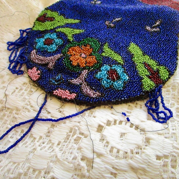 seed-bead Victorian antique handbag in radiant navy with florals ... hand-stitch - Picture 3 of 13